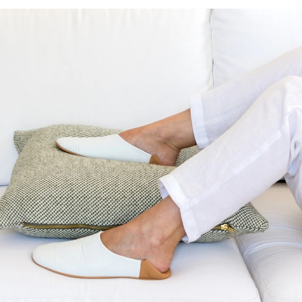 Jill Burrows bright white & camel indoor Italian leather slippers